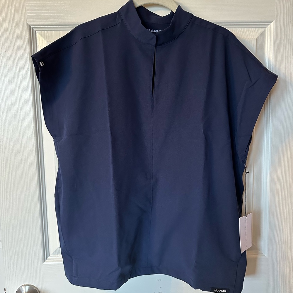 Jaanuu oversized Aris scrub top